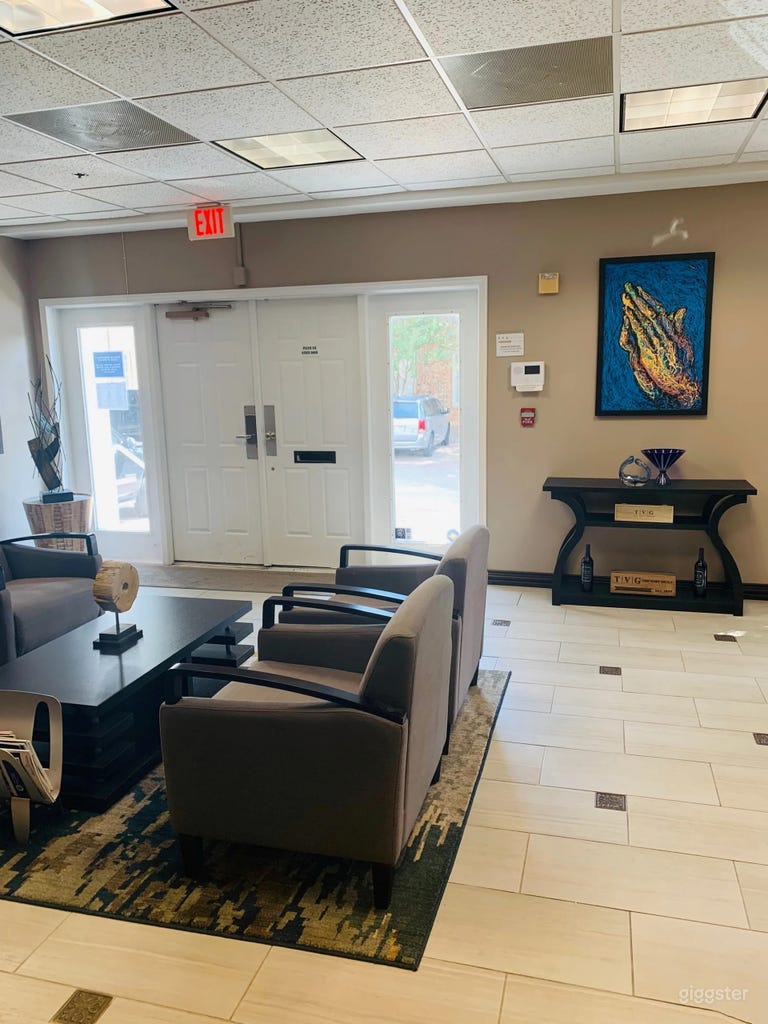  Private Full Floor for Meetings, Offsites, Workshops 