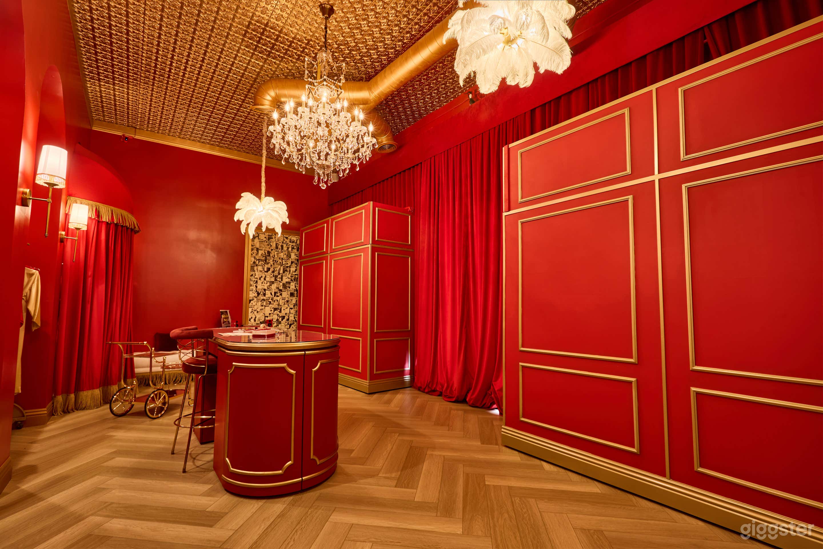 Luxe Pop-Up Experience | Event Space & Retail Photo 4