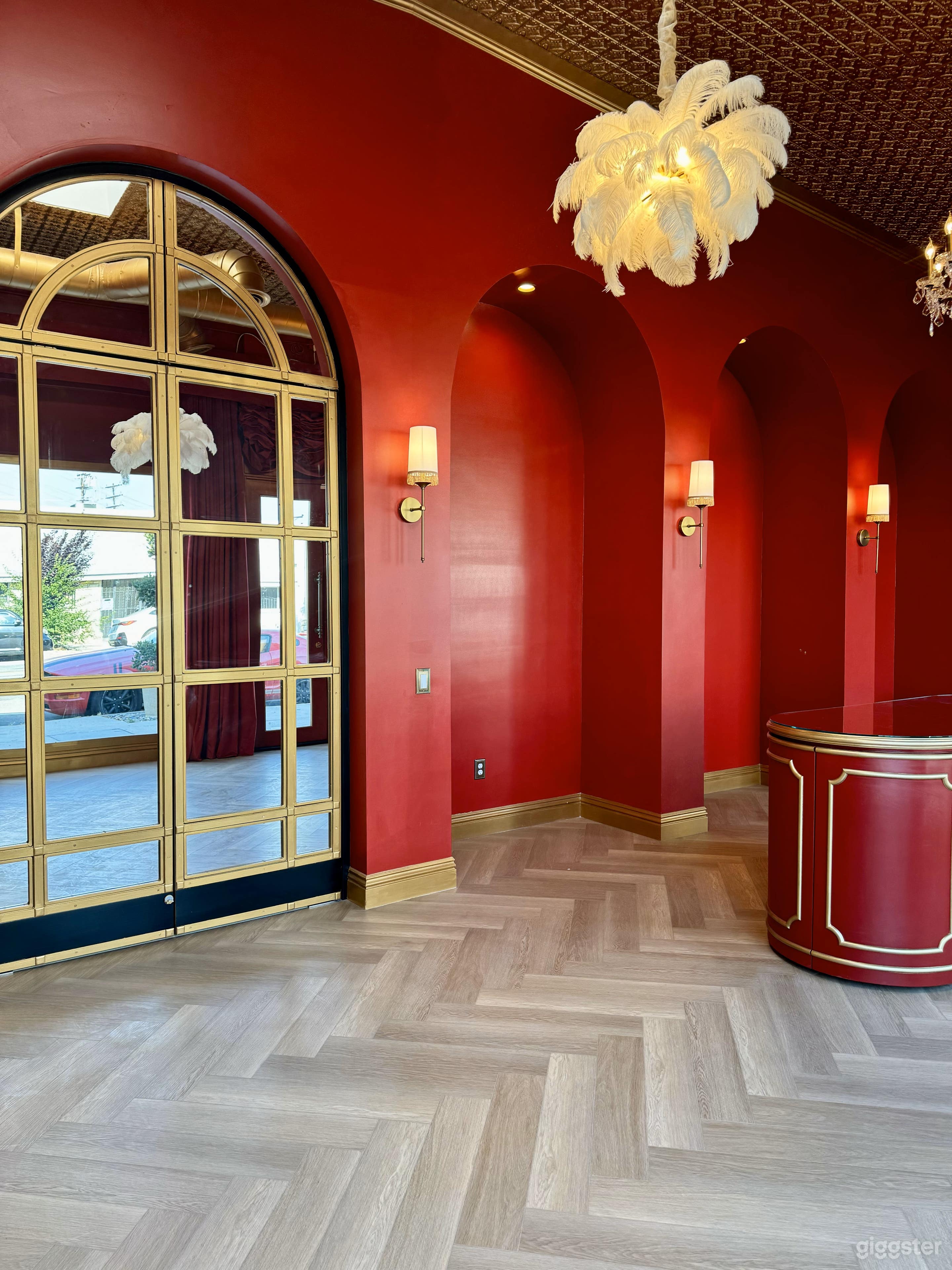 Luxe Pop-Up Experience | Event Space &amp; Retail Photo 2