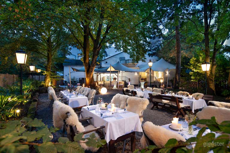  Stylish Hotel & Event Location in the Green 