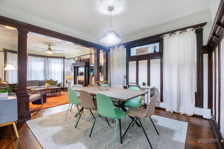  THE VIC Stylish in Jersey City 