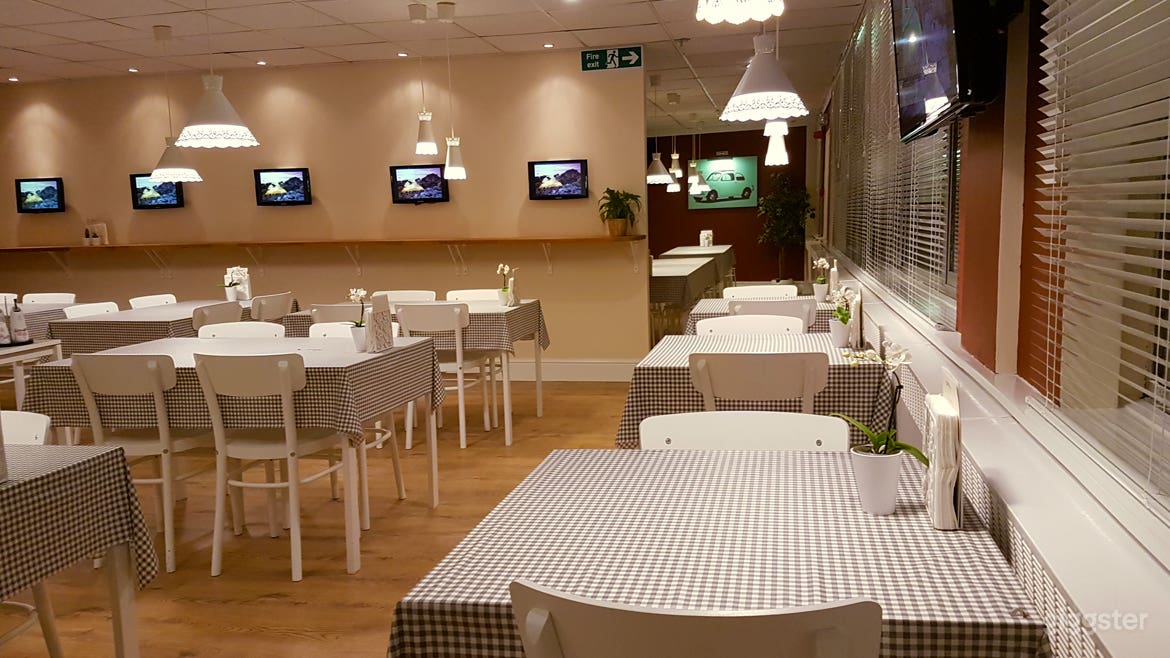 Stylish and Atmospheric Office (Buyout) Photo 2