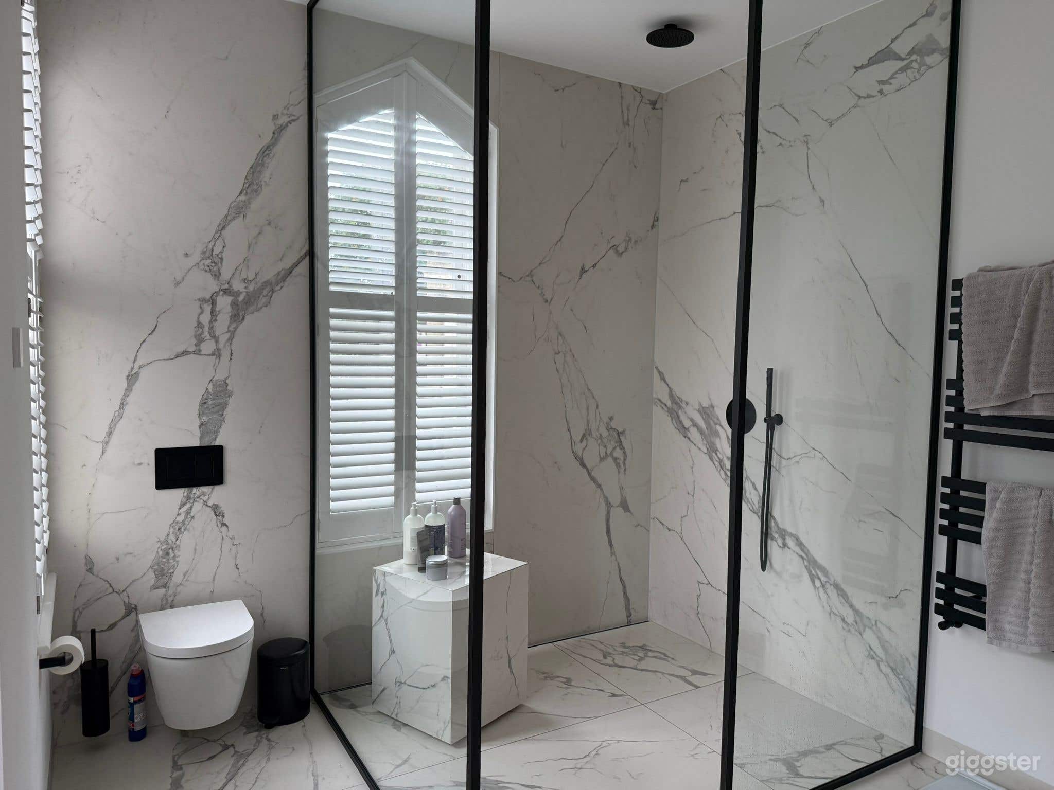 Modern Victorian house in Canonbury Photo 3