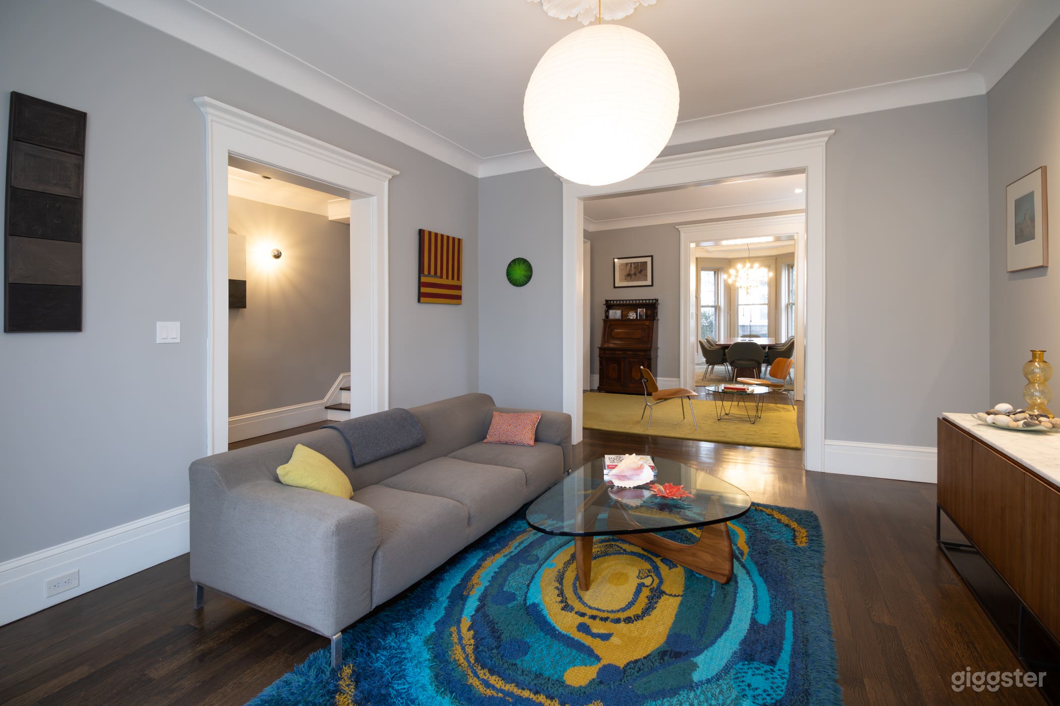 Classic-Modern Brooklyn Limestone Townhouse Photo 2