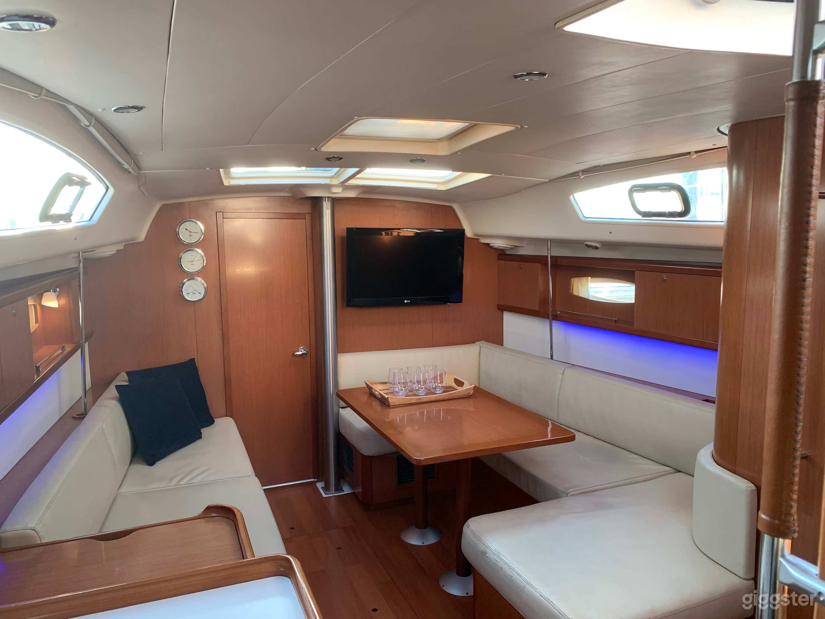 Manhattan Sailing Charter Photo 3