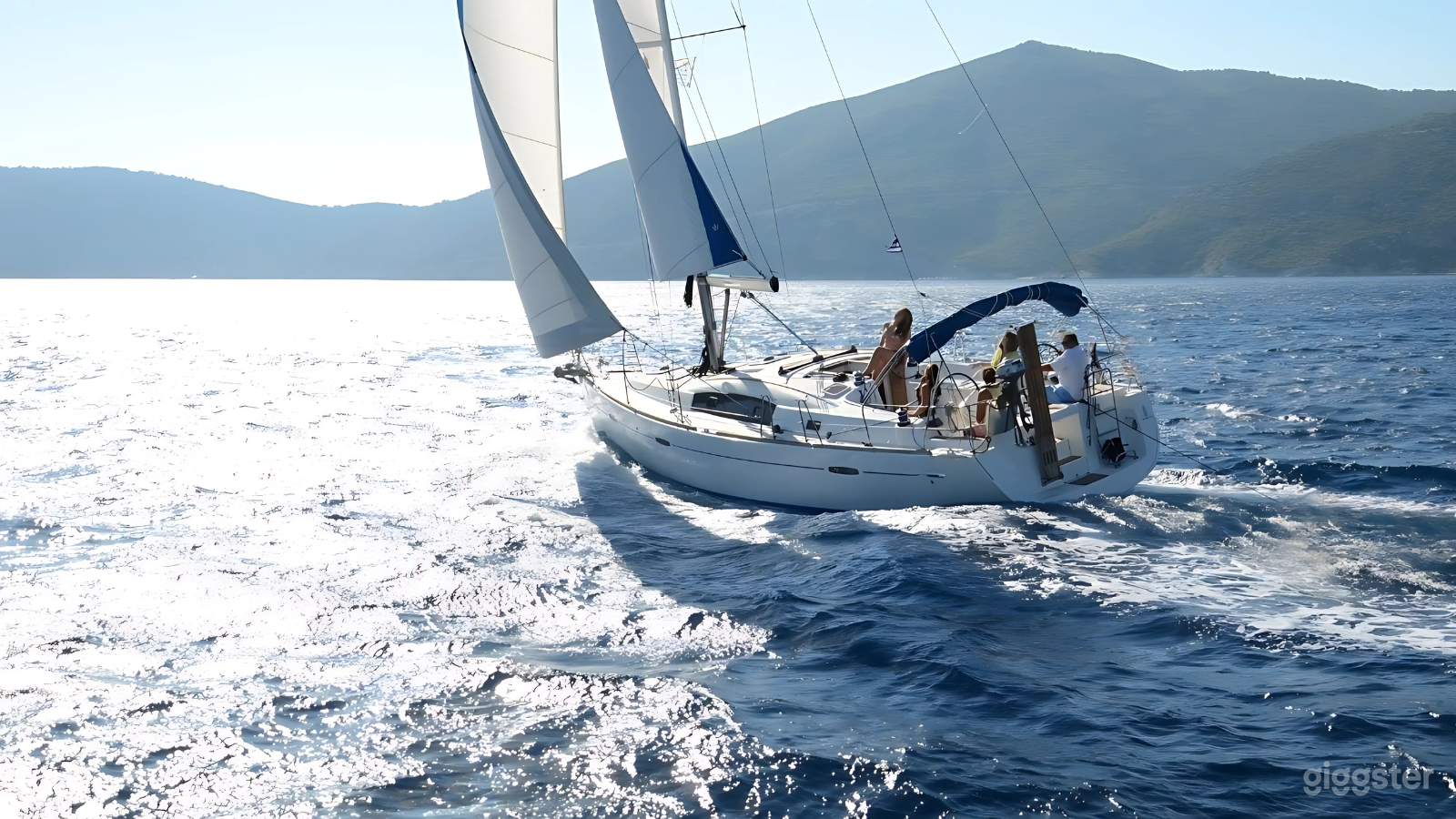 Manhattan Sailing Charter Photo 2