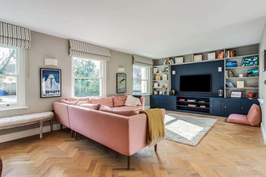 Stunning house in Windsor Photo 3