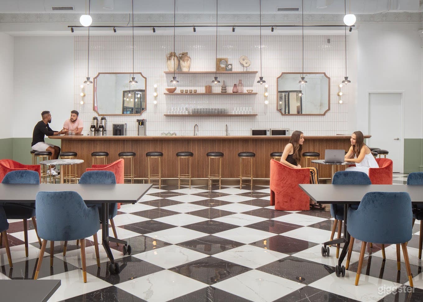 Private Event Space in Center City Photo 4