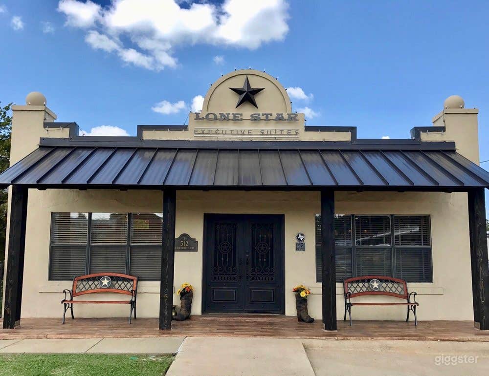 Grapevine Luxurious Meeting Room Photo 2