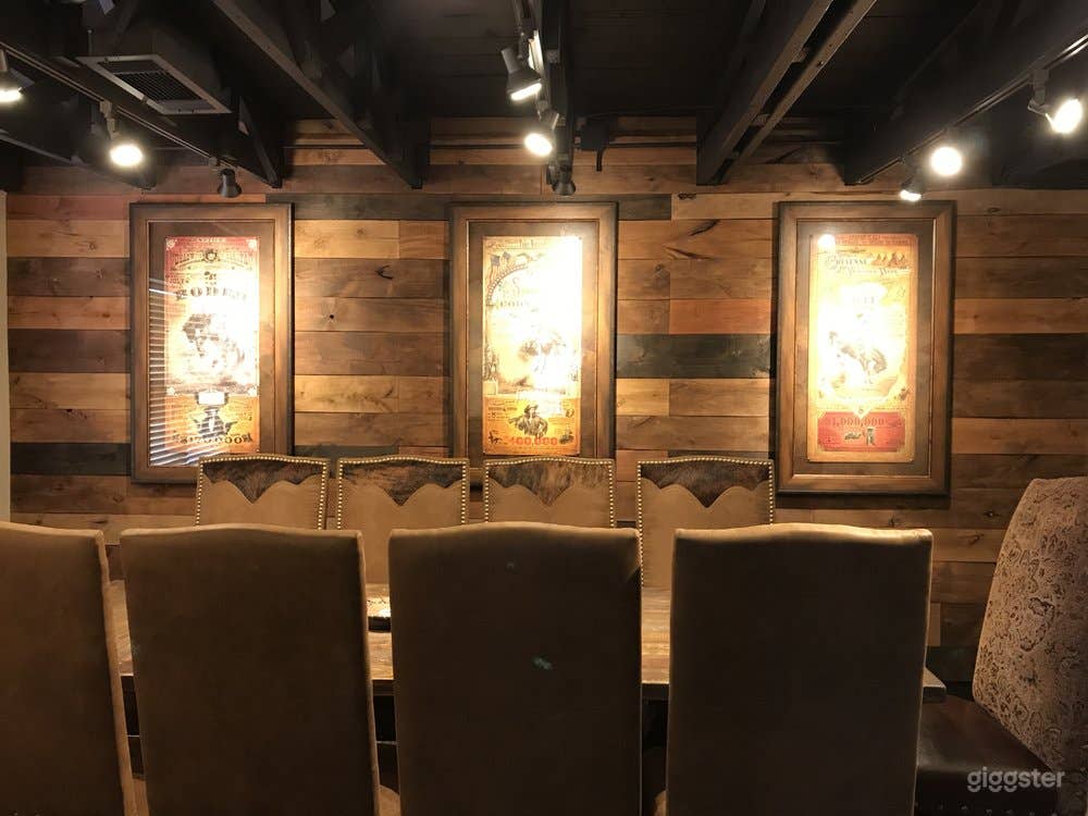 Grapevine Luxurious Meeting Room Photo 4