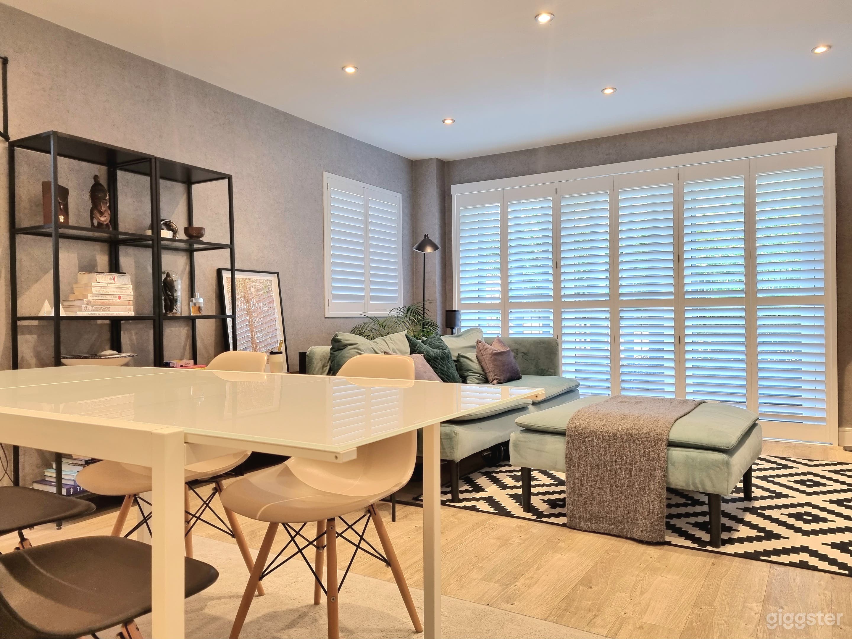 Open plan living, dining, kitchen