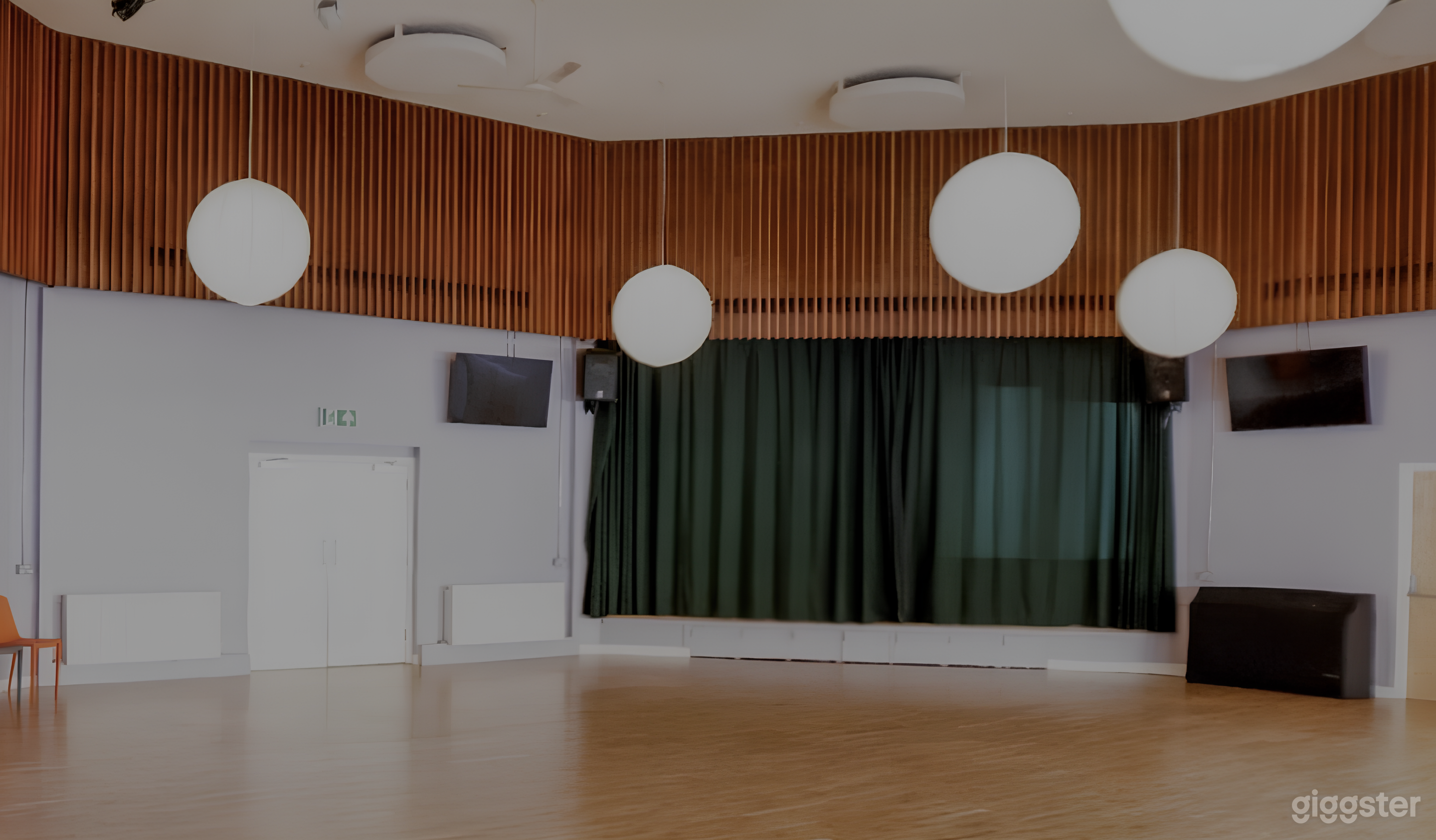 Traditional George Young Hall   Photo 2