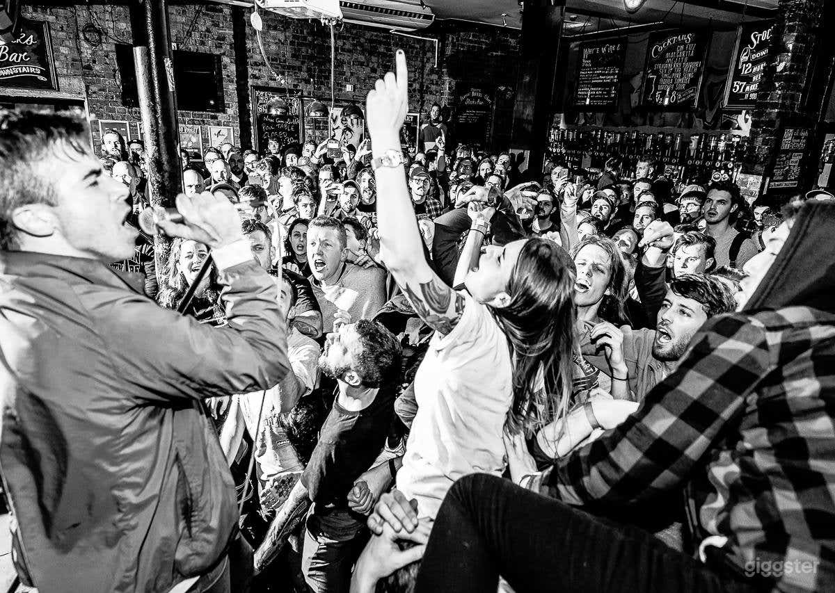 London Punk Music Venue & Bar Photo 4