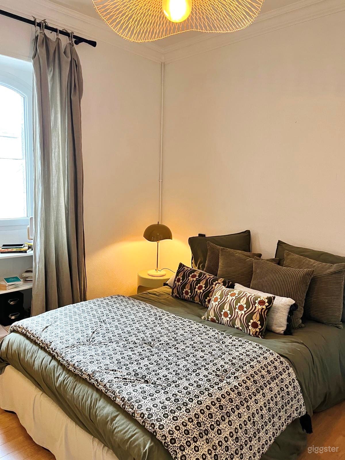 Photo de Appartement spacieux en centre–ville 4