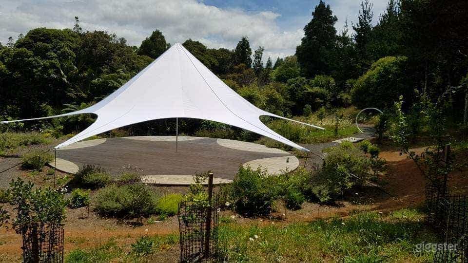 A Private Native &amp; Pine Forest Sanctuary. Photo 2