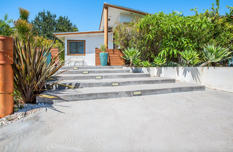  Gorgeous Mid Century Modern a la Palm Springs 