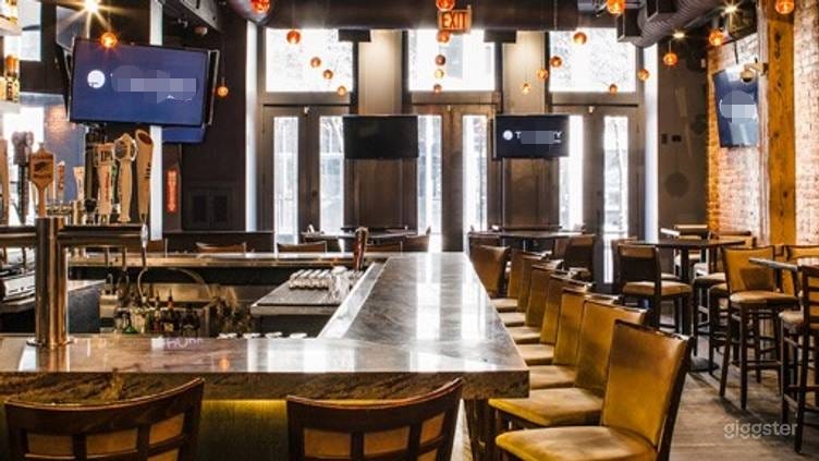  Upscale Sports Lounge and Restaurant in Chicago (FULL VENUE) 