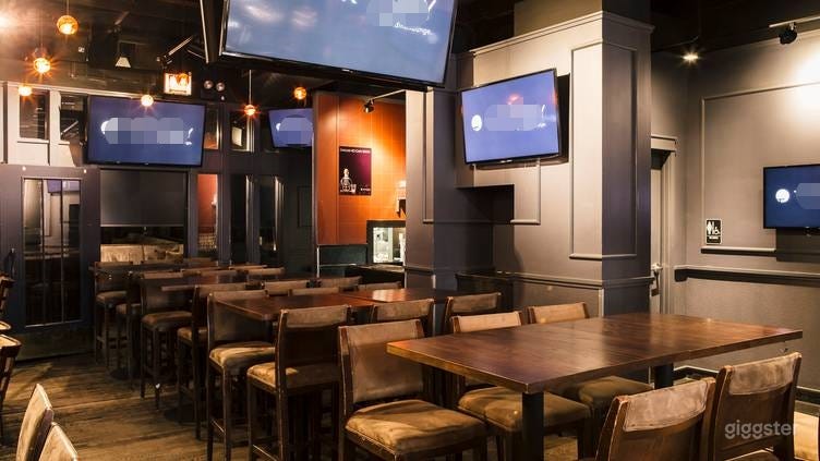  Upscale Sports Lounge and Restaurant in Chicago (FULL VENUE) 