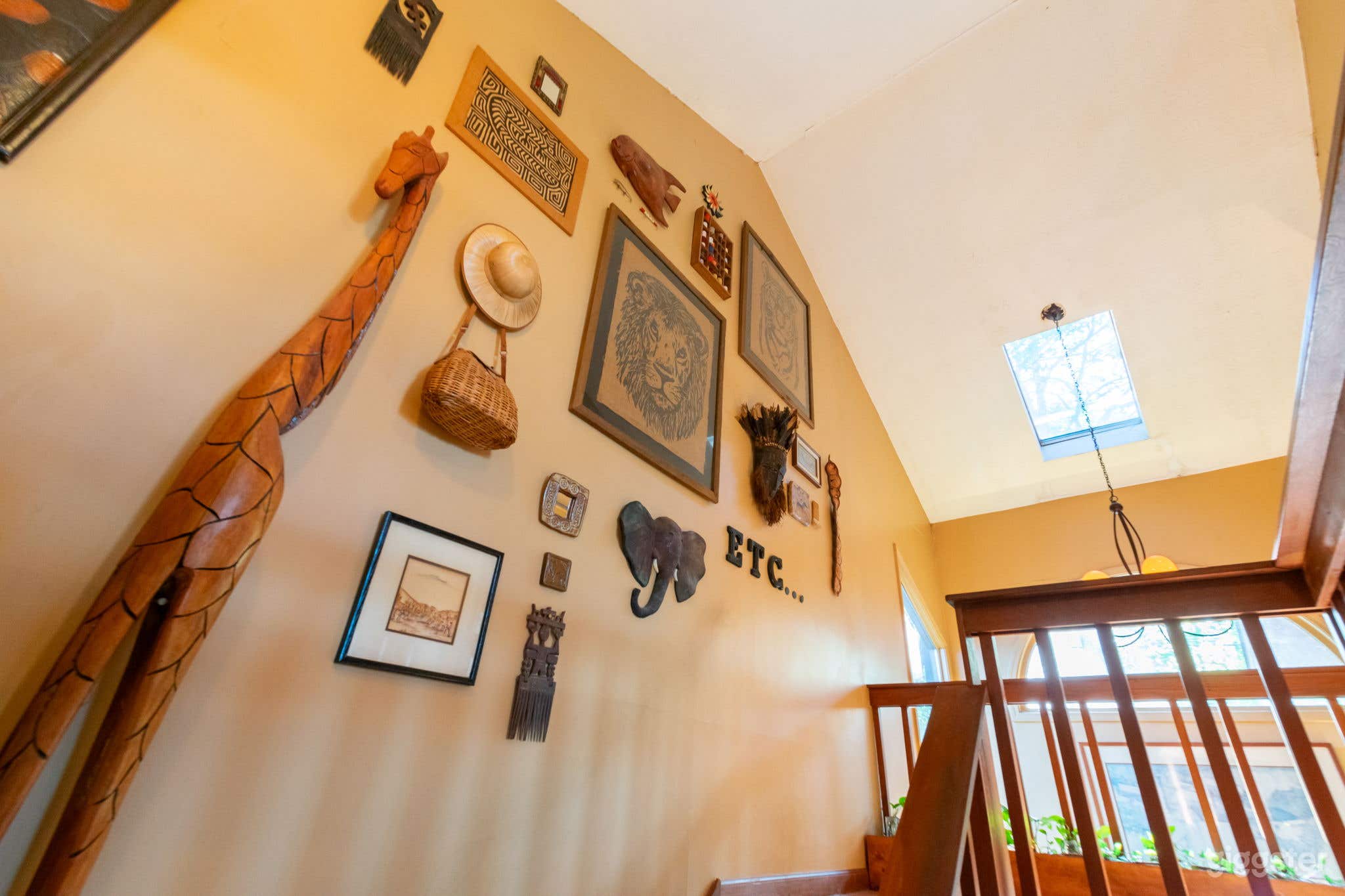 Safari Studio: A Eclectic Jungle Oasis on the Lake Photo 2