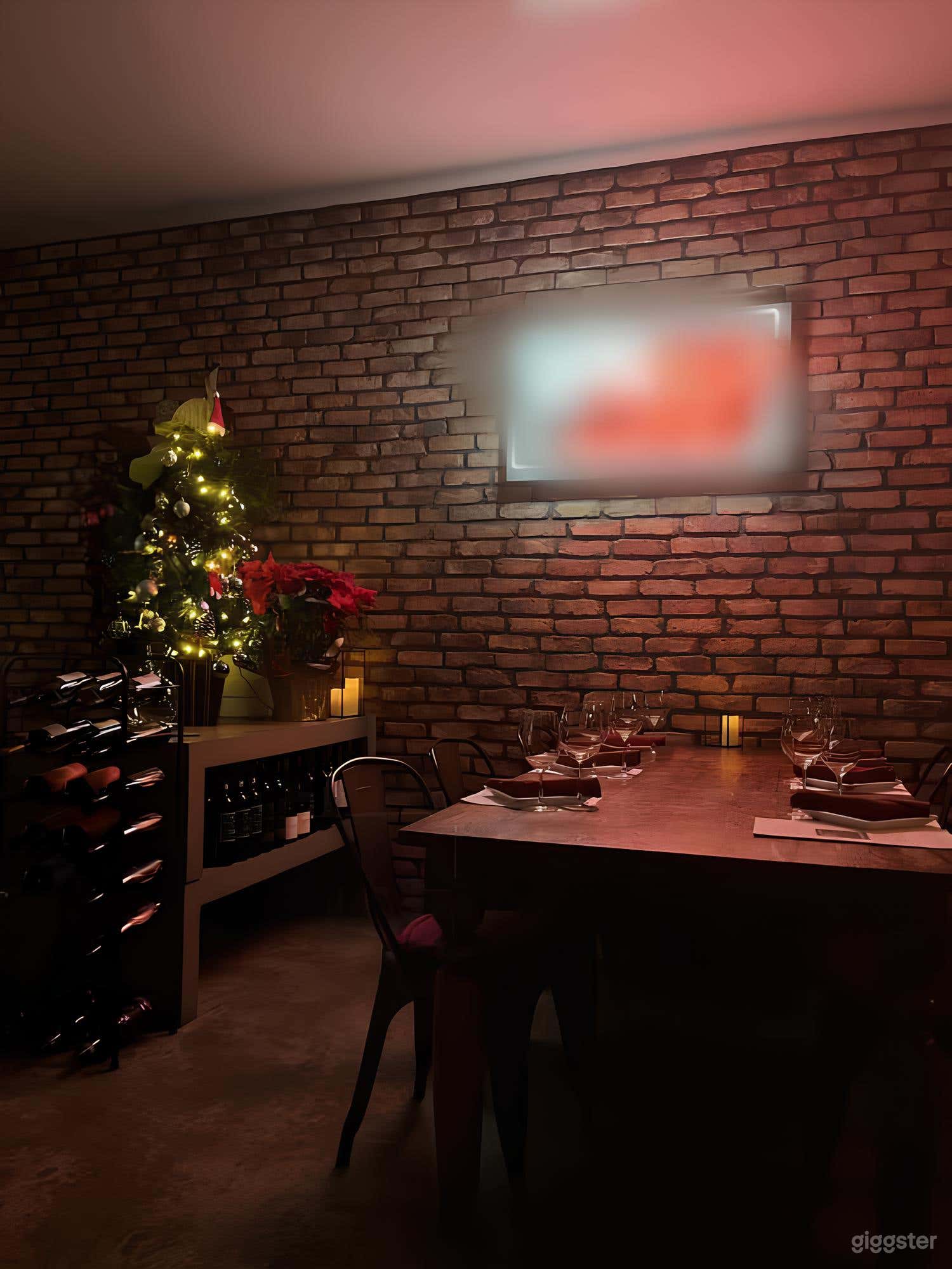 Intimate Inside Space Photo 2