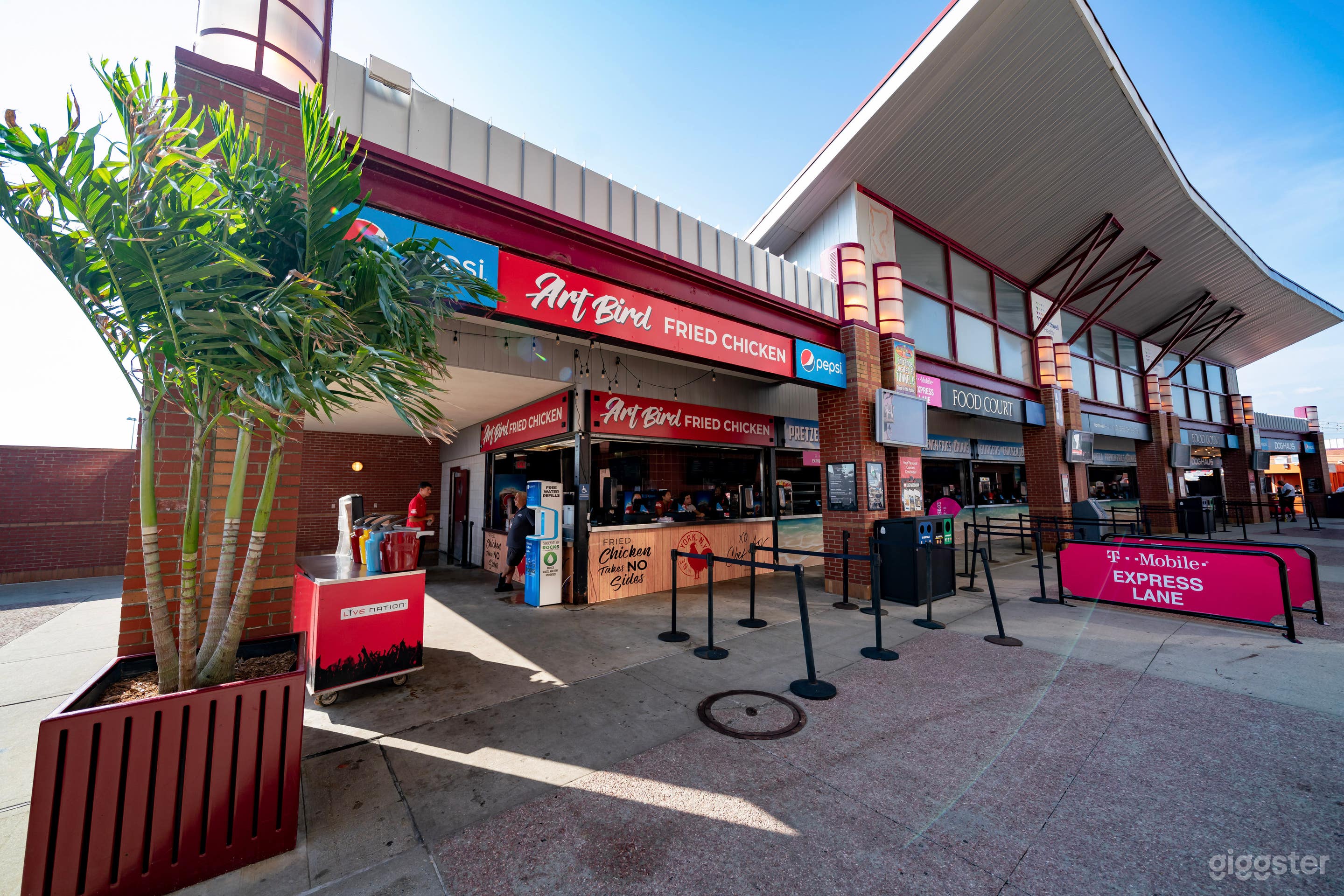 Outdoor Amphitheatre on the Bay Photo 3