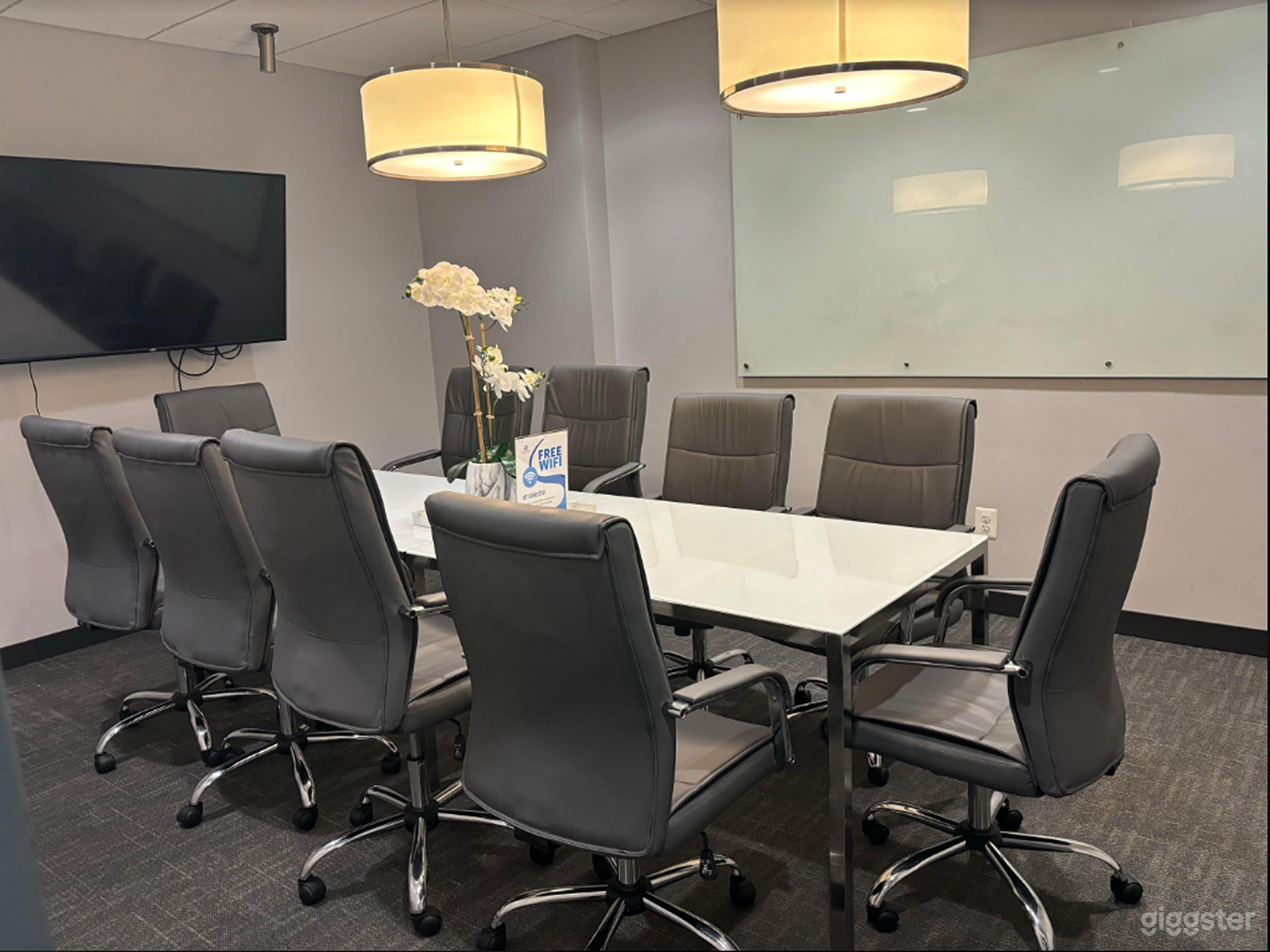 Modern Conference Room for 12  Photo 1