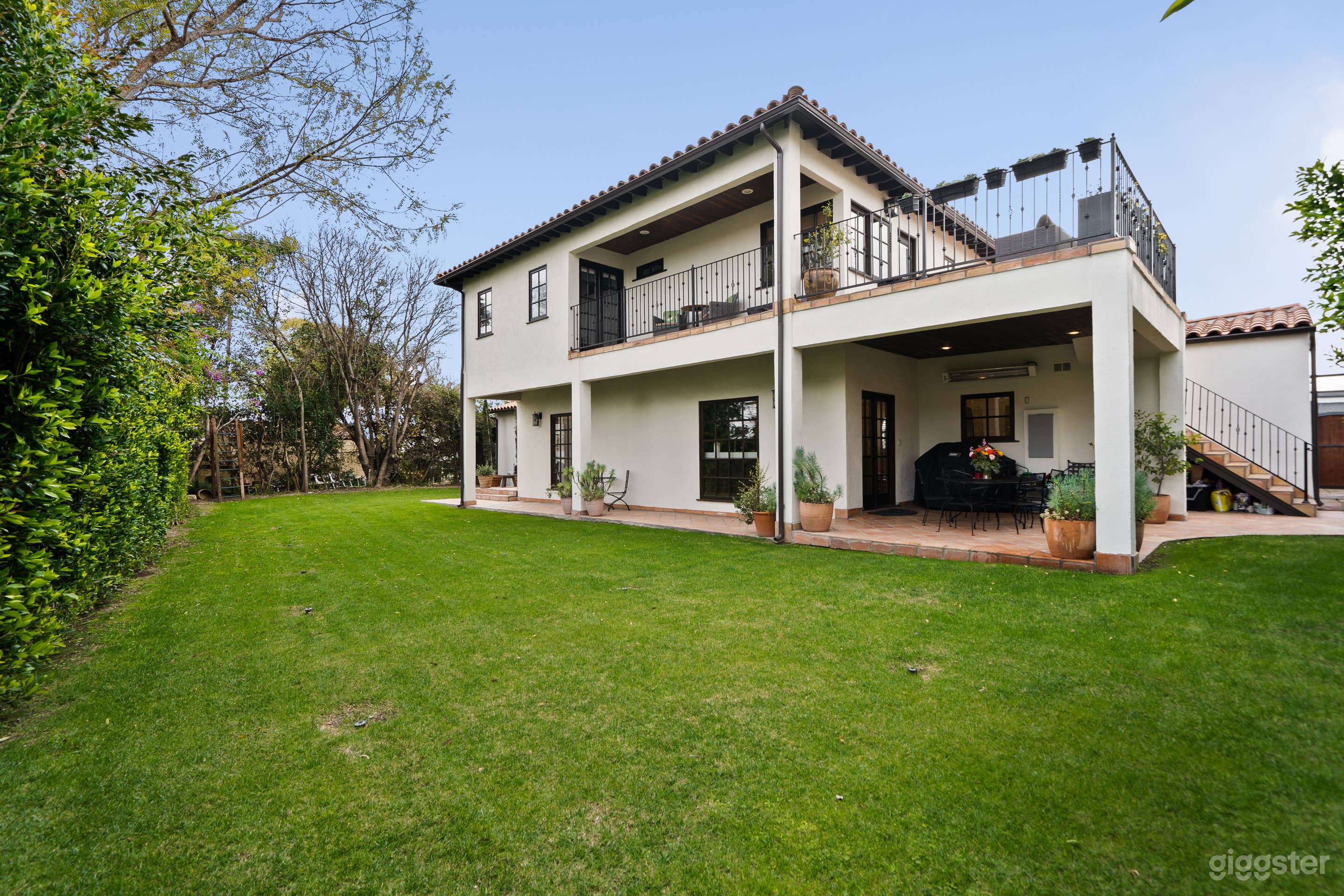  HACIENDA LUXE: A TIMELESS SPANISH REVIVAL ESTATE Photo 4