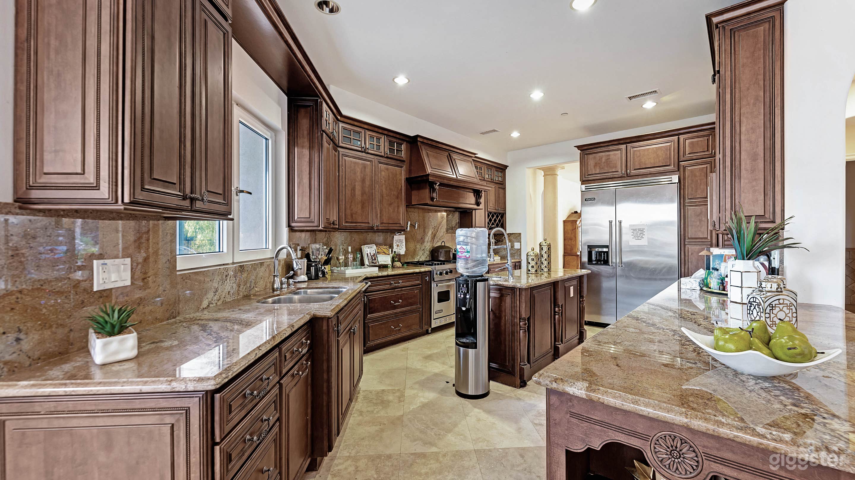 Topanga Tennis and Volleyball Court Oasis Photo 3