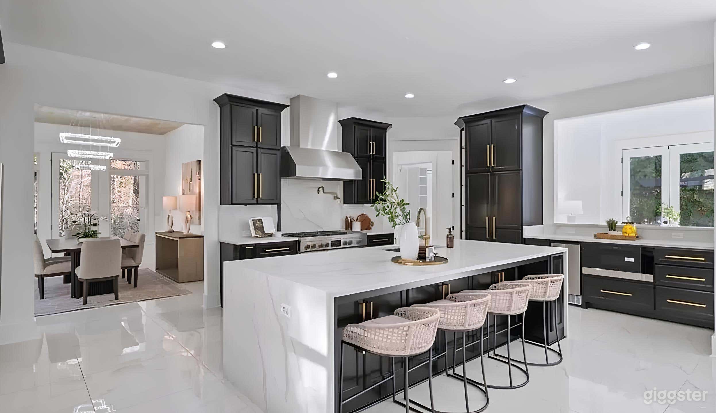 Versatile Production Haven in the Heart of Atlanta Photo 2