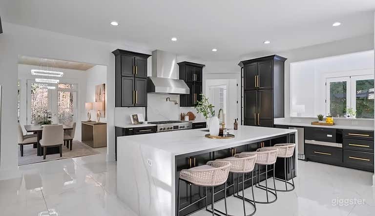  Versatile Production Haven in the Heart of Atlanta 