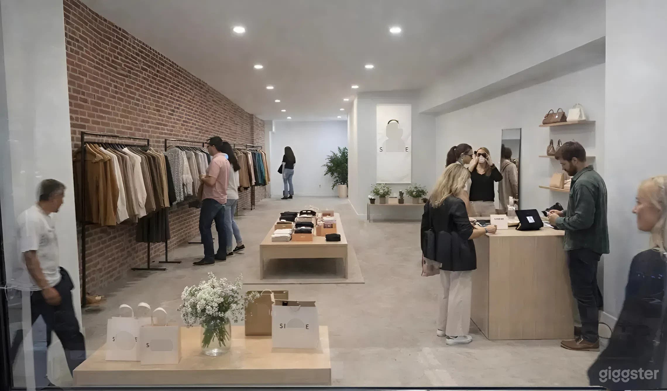 2,600 sq ft Two-Level Downtown Venue — Full Glass Storefront Photo 4