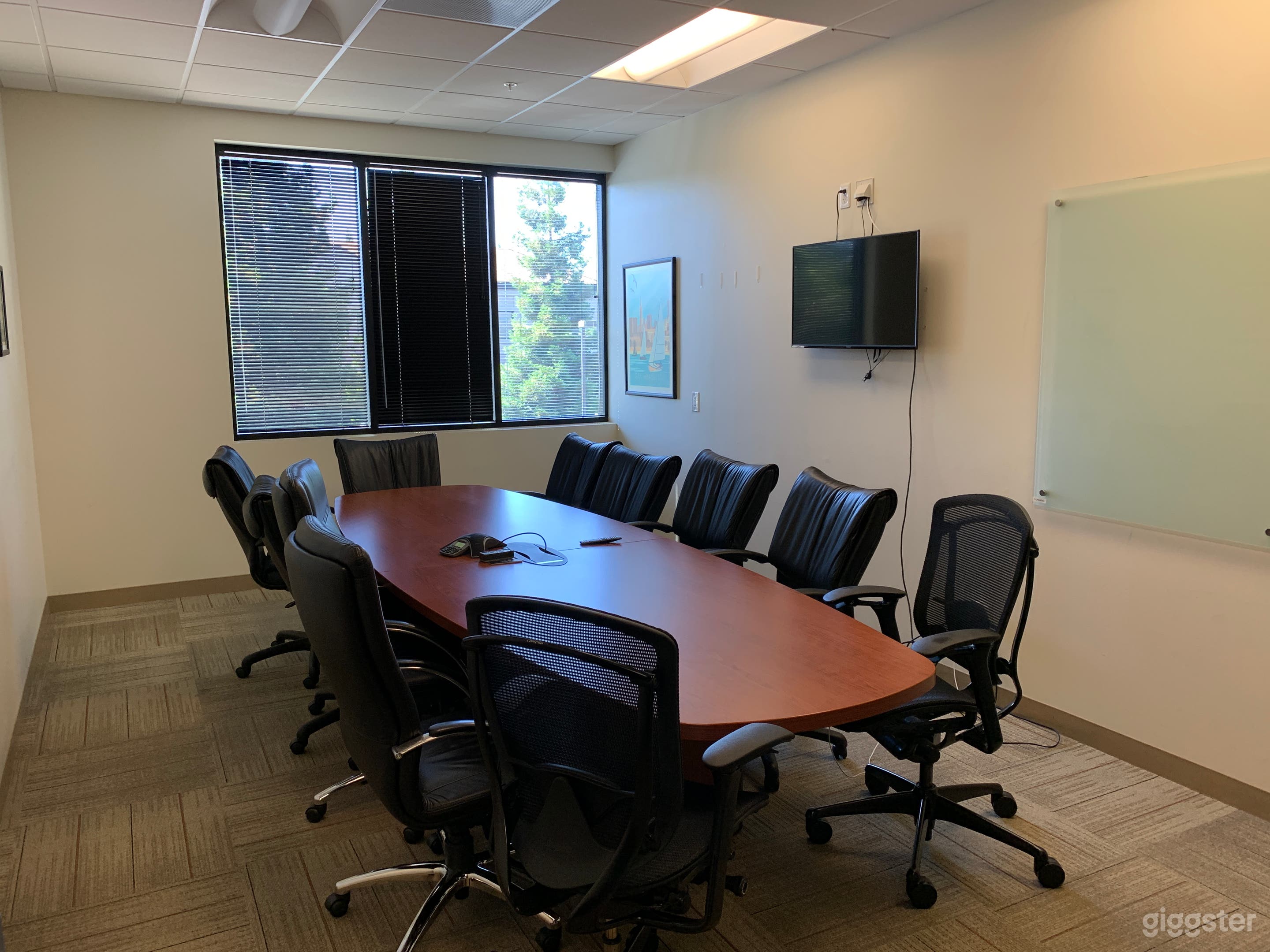 PE Meeting Room  Photo 1