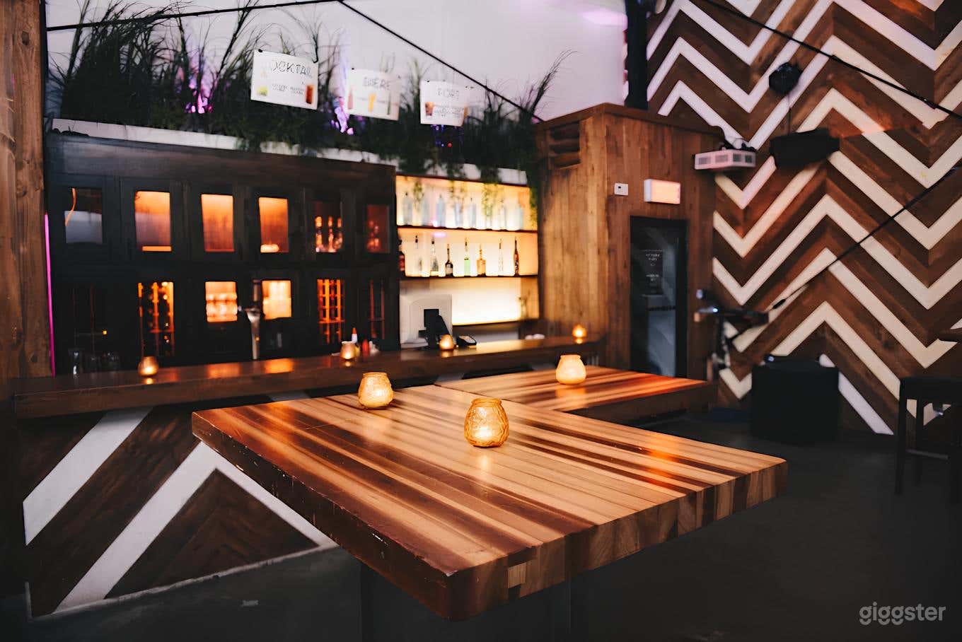 The Lounge Room Photo 3