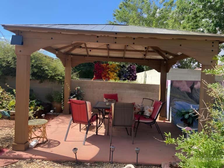  Whimsical Backyard with Hawaiian Mural 