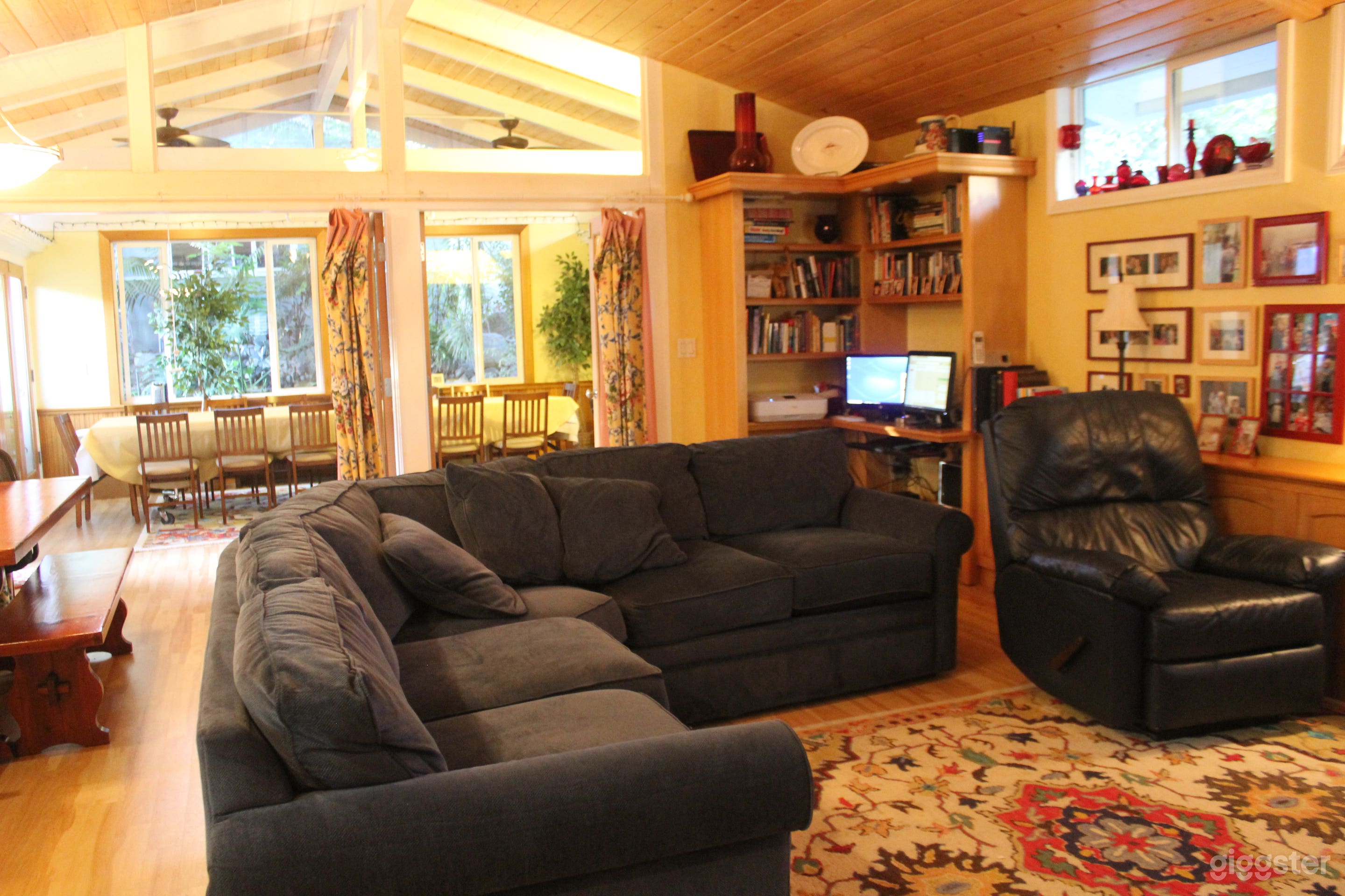 Large great room with adjoining enclosed patio