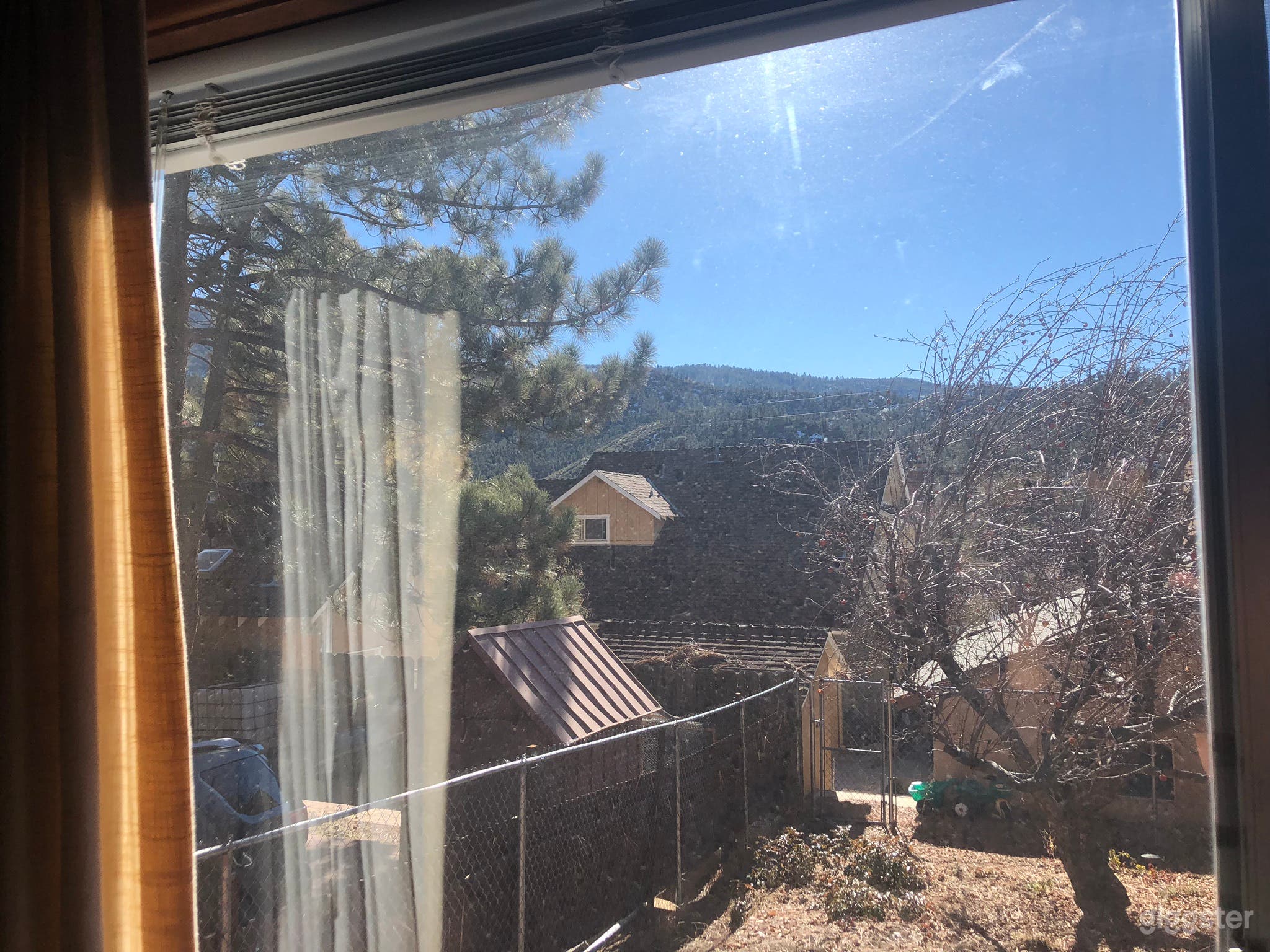 Cabin old school style Photo 3