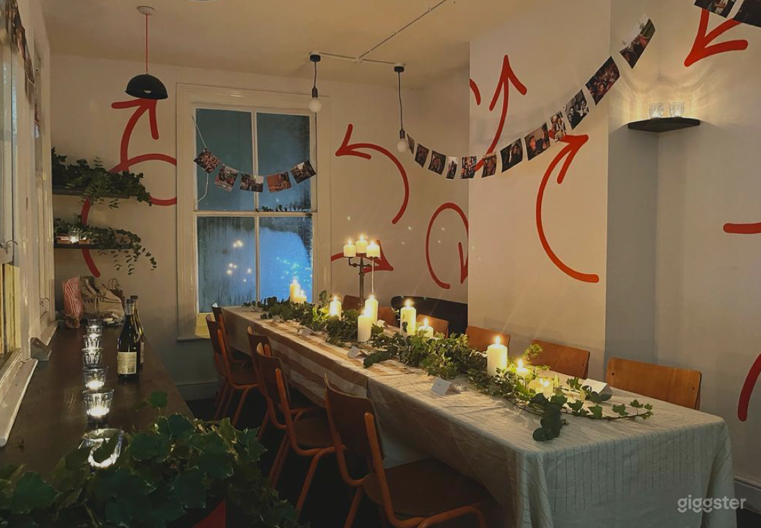 TRAMPOLINE Cafe Photo 1