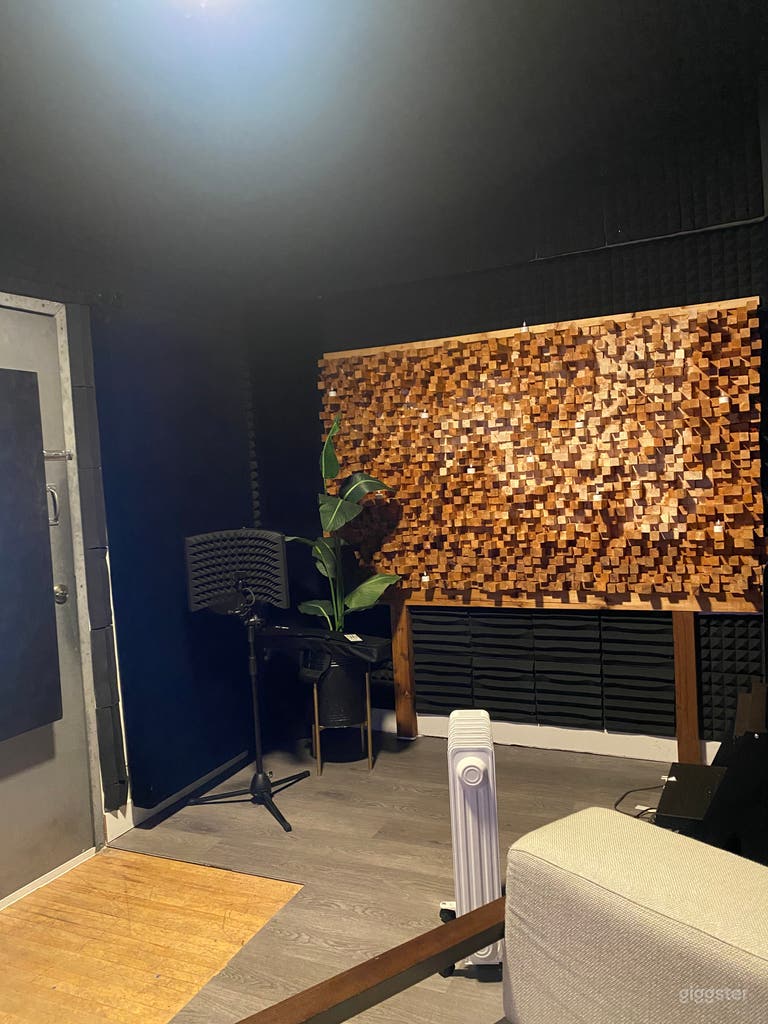  Alluring Custom Music Recording Studio 