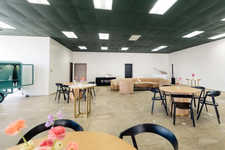  Open-concept Space for Creative Events (Buyout) 