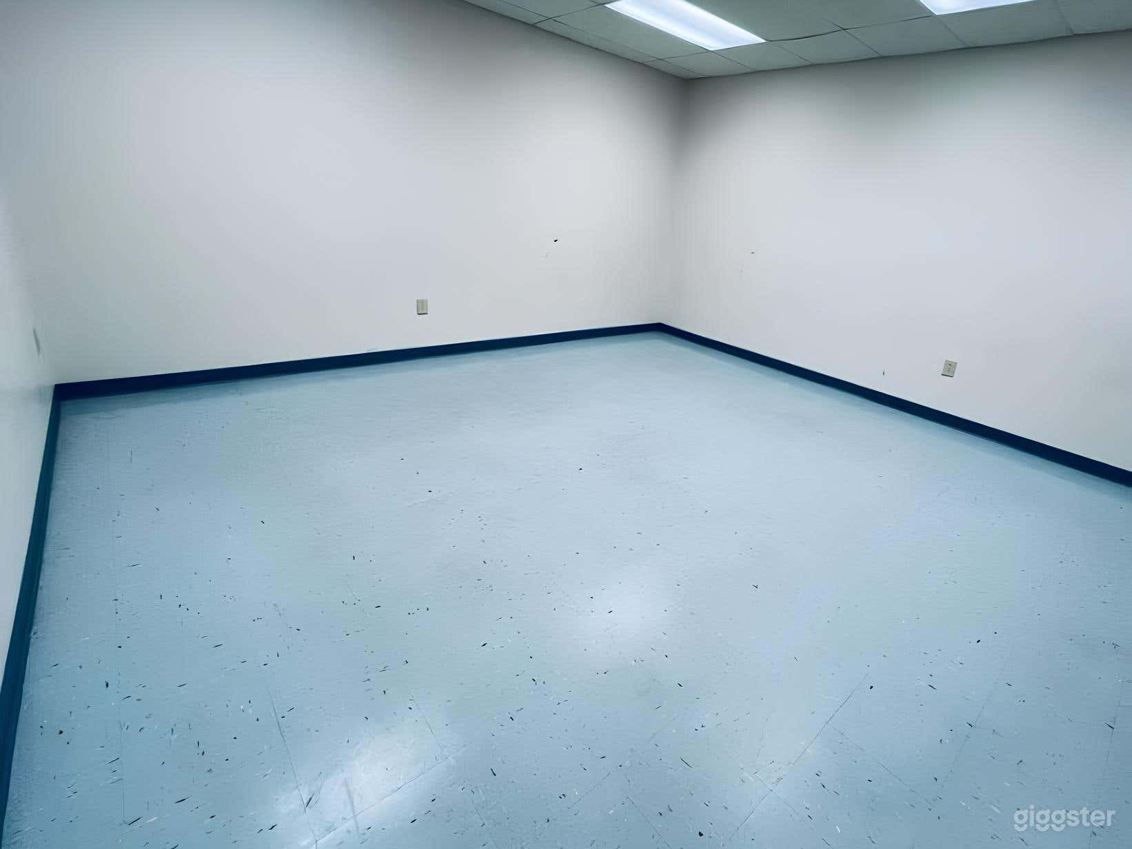 Classroom for Meetings &amp; Small Events Photo 2