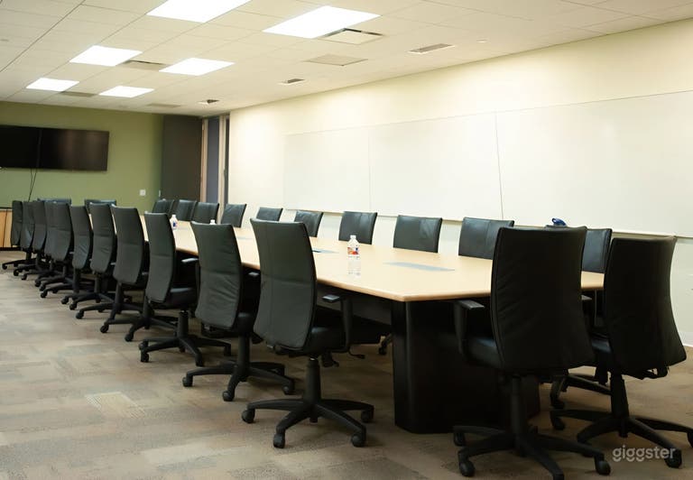  Sala Ejecutiva de Mediación - (Capacidad hasta 16) 
