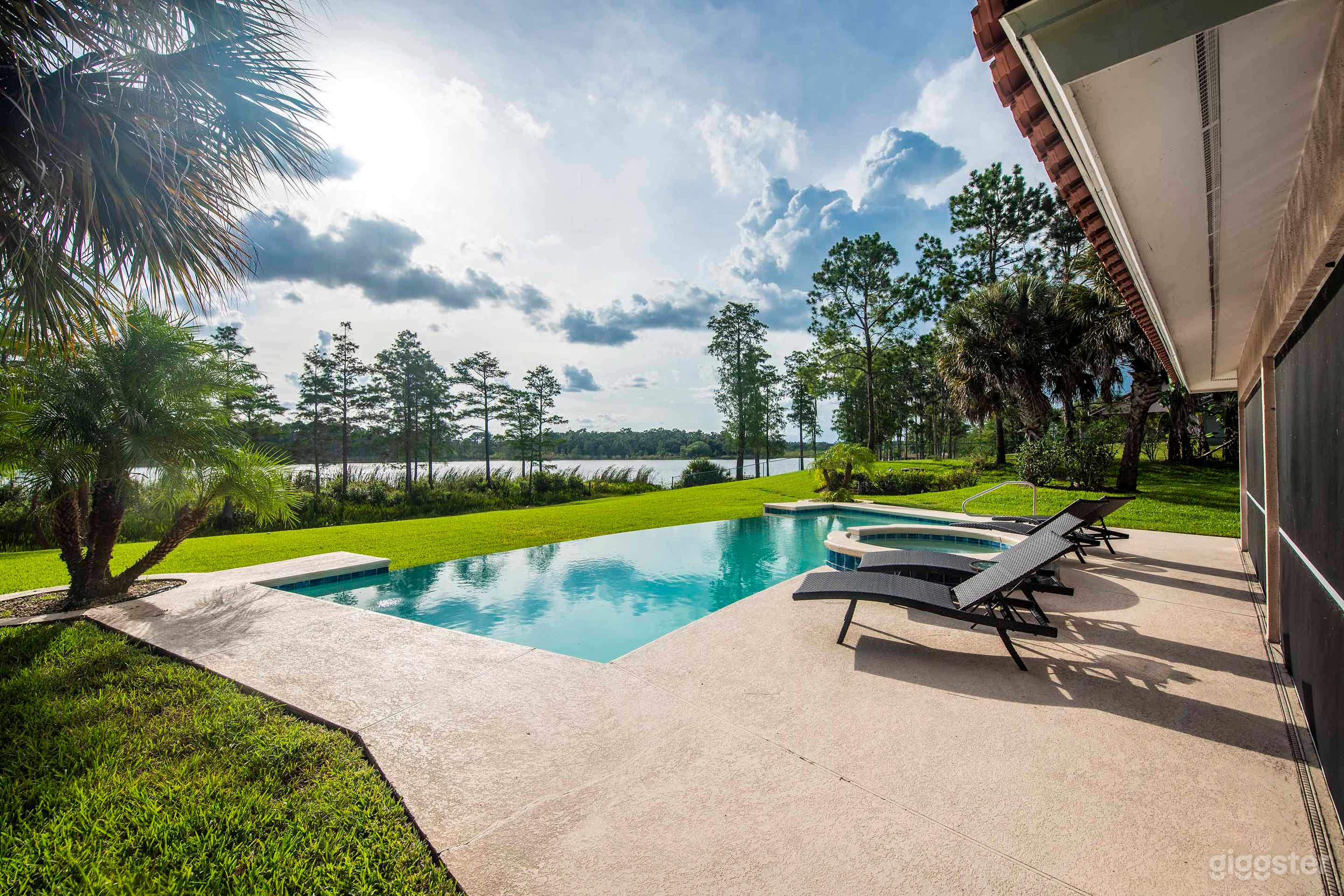 Lake Olsen - Pool &amp; Outdoor Area Photo 1