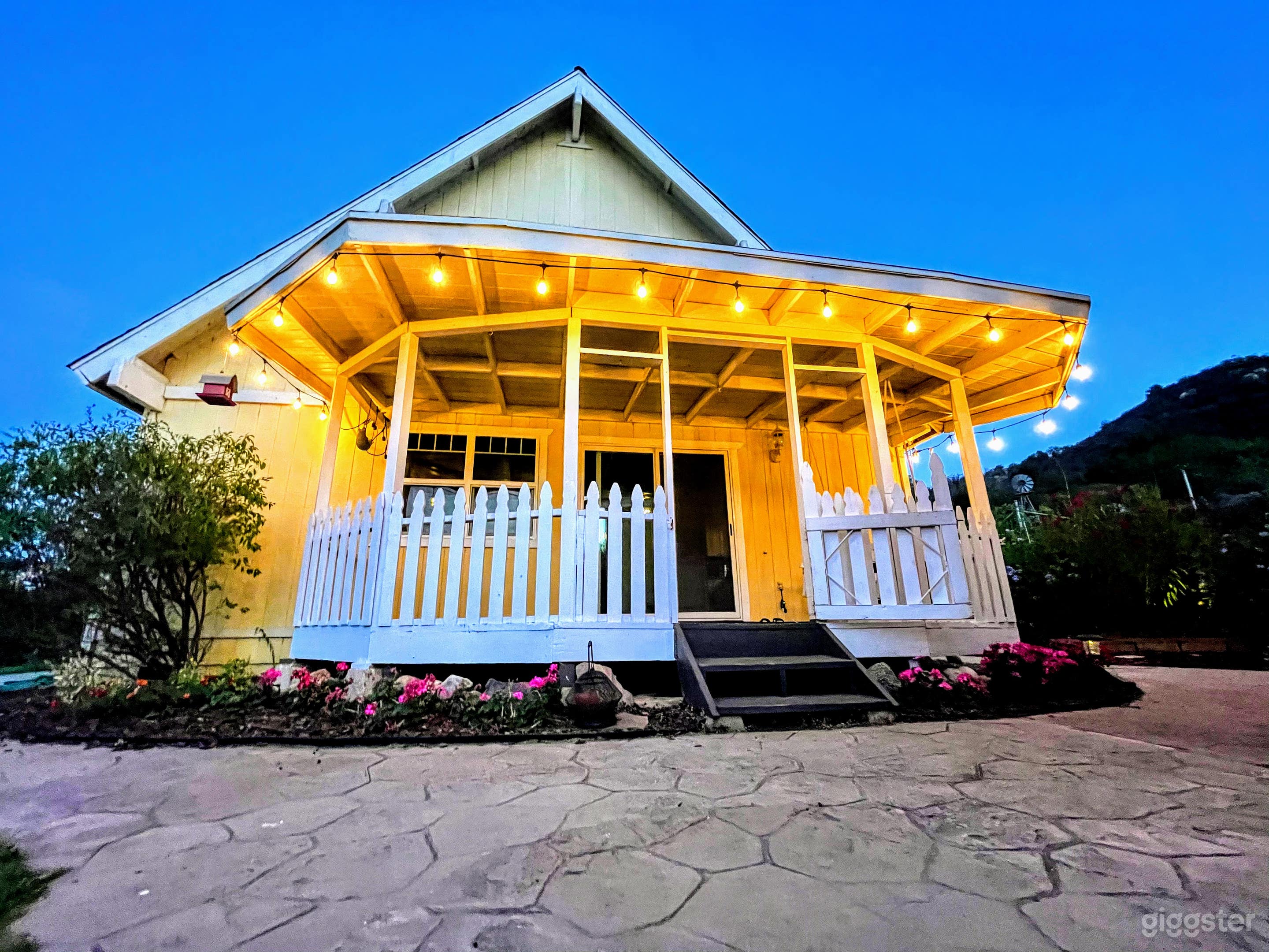 2 ACRE MOUNTAIN RANCH, WITH HOUSE, HORSE ARENA Photo 3