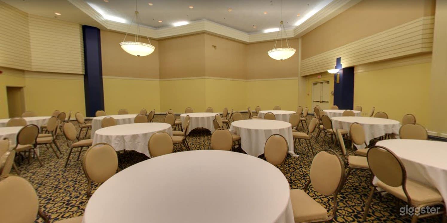 Flexible Large Hotel Event Space Photo 4
