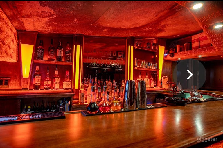  BAR CAFE COFFEE SHOP MUSIC VENUE 