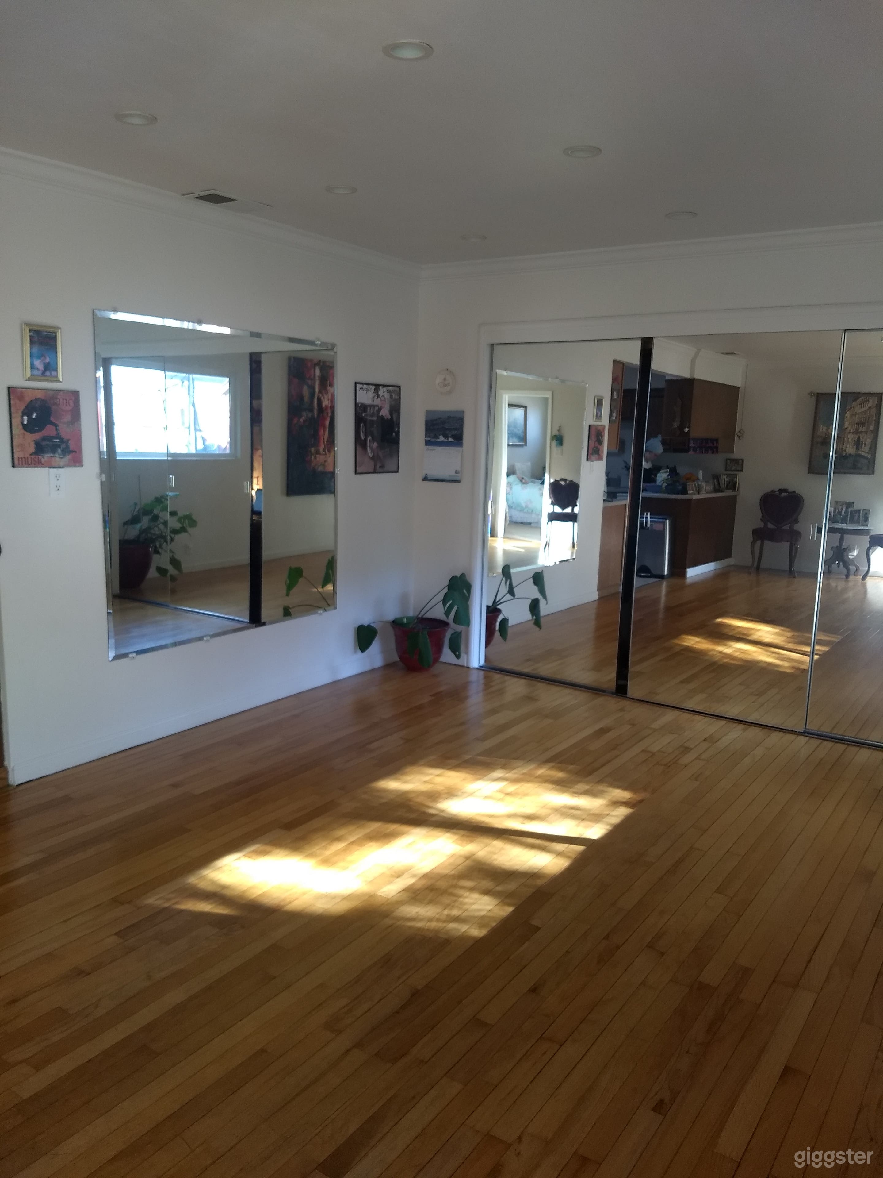 Small but Elegant Dance Studio in Pacifica Photo 2