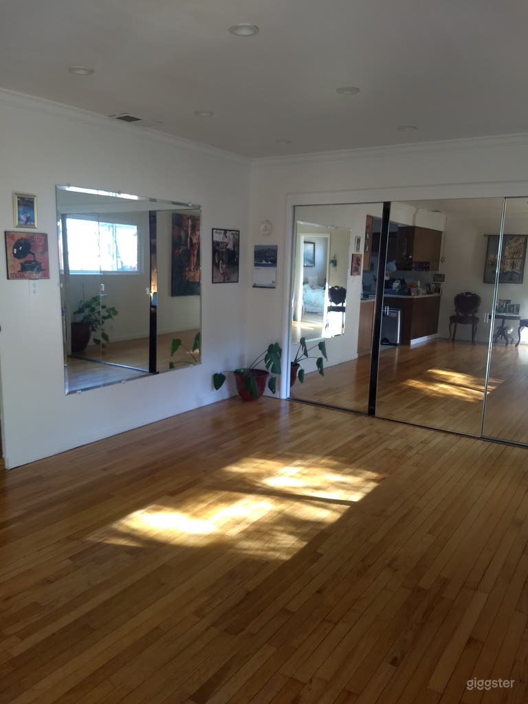  Estudio de Danza Pequeño pero Elegante en Pacifica 