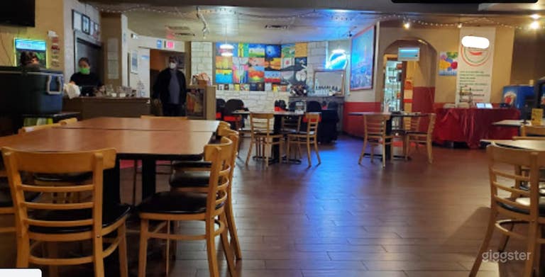  Salón de eventos espacioso e ideal 