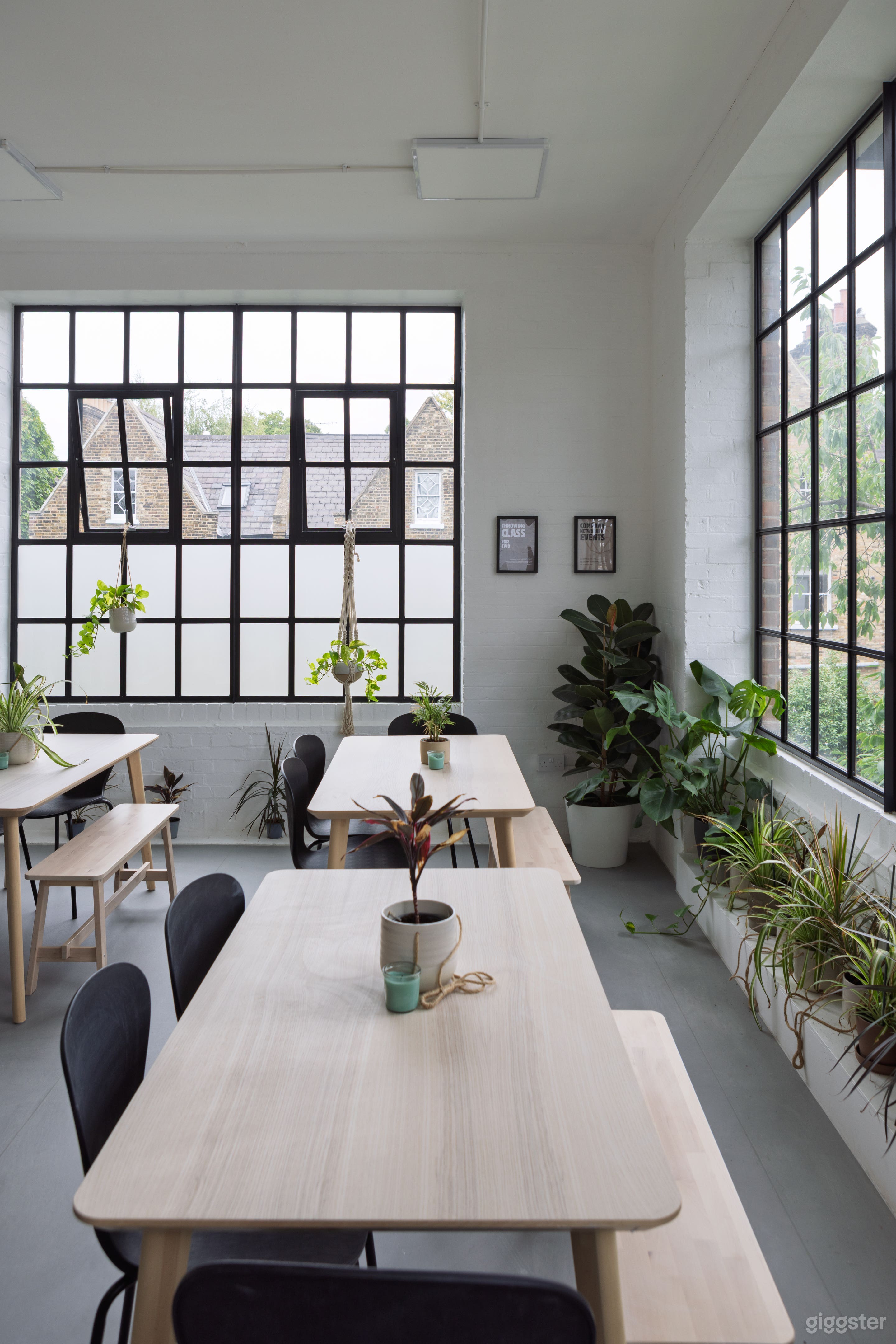 Industrial Warehouse Studio With Natural Light Photo 2