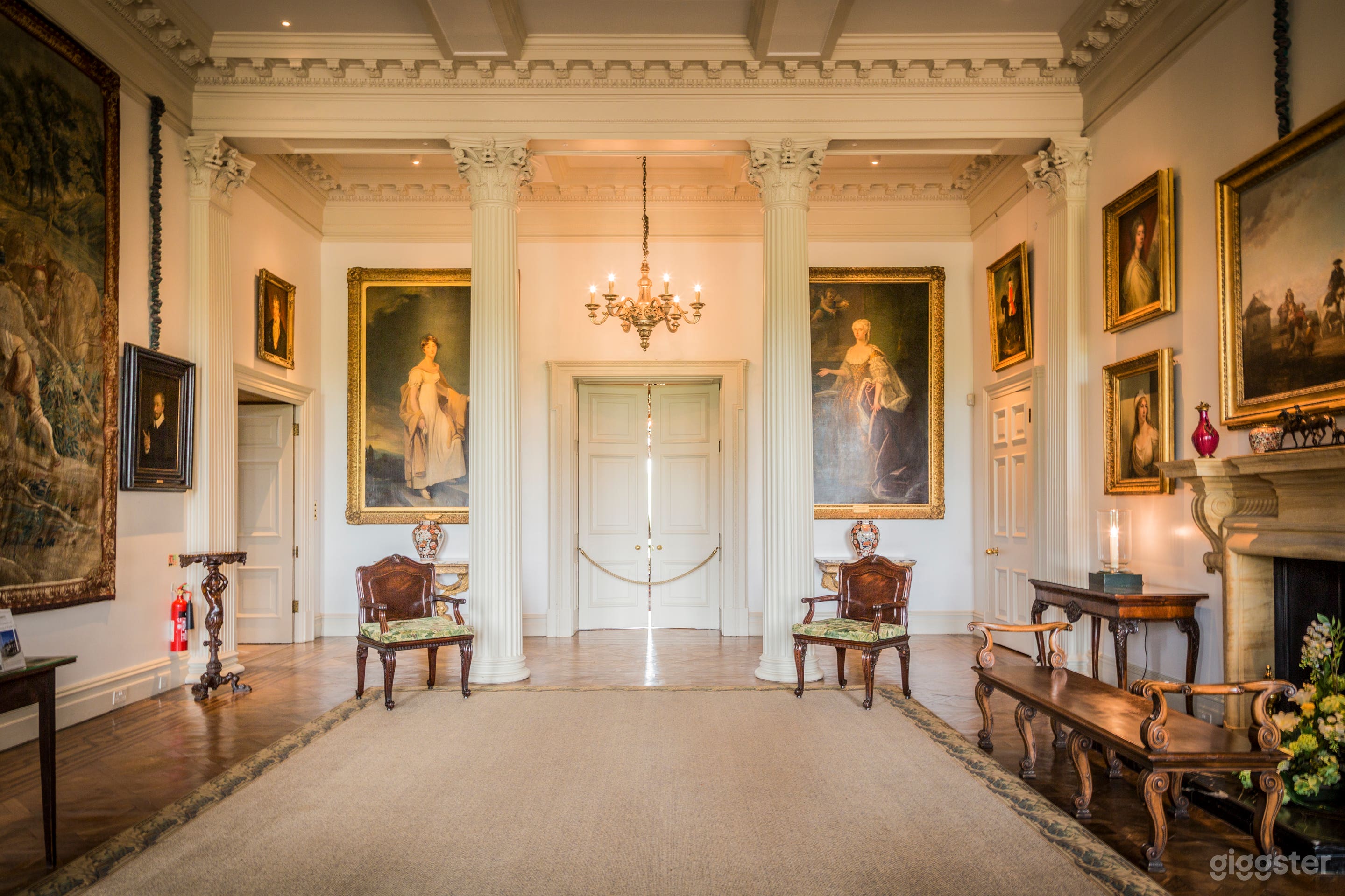 Magnificent British Manor Estate Photo 2